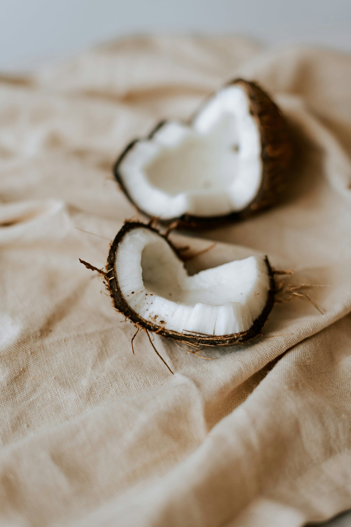 Coconut Crème 12.7 oz Body Scrub